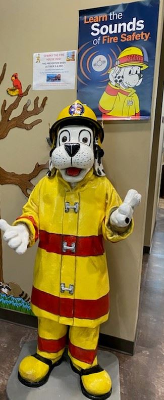 sparky the fiberglasss dog 2021